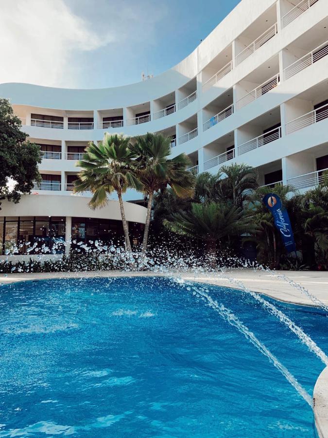 Hotel California Playa El Yaque Екстериор снимка