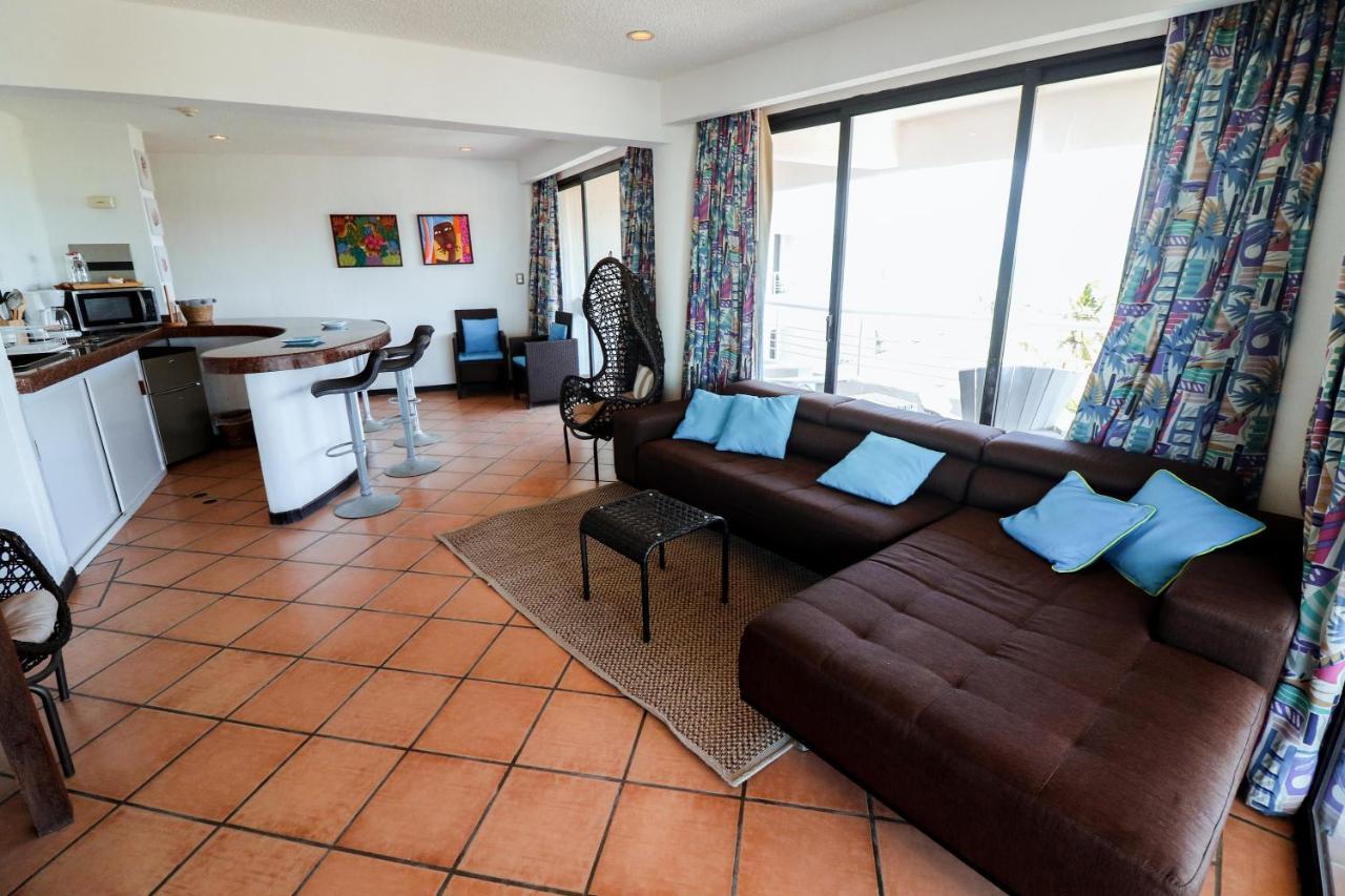 Hotel California Playa El Yaque Екстериор снимка